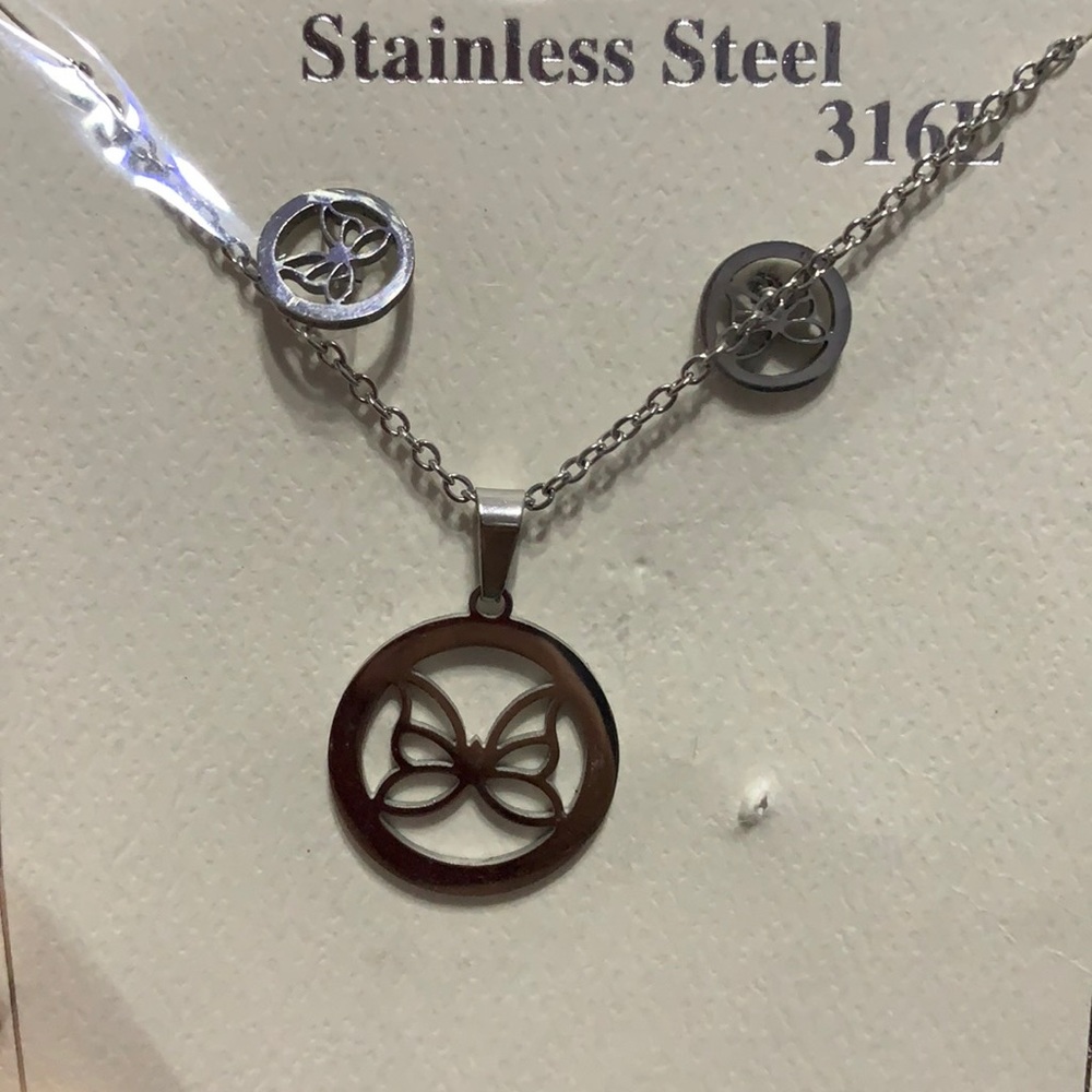 BUTTERFLY NECKLACE W EARRINGS